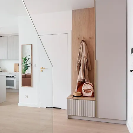 W Slupsku Winda Parking Balkon アパート スウプスク